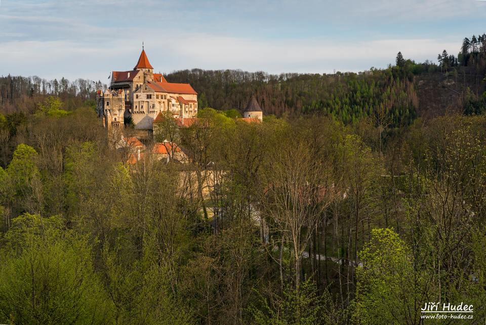 Jarní Pernštejn