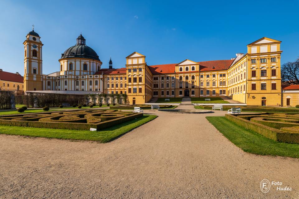 Jarní zámek Jaroměřice nad Rokytnou