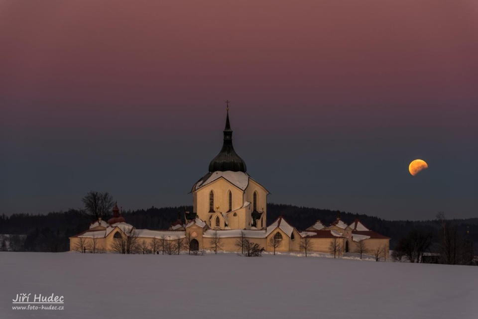 Končící zatmění měsíce nad Zelenou horou 2