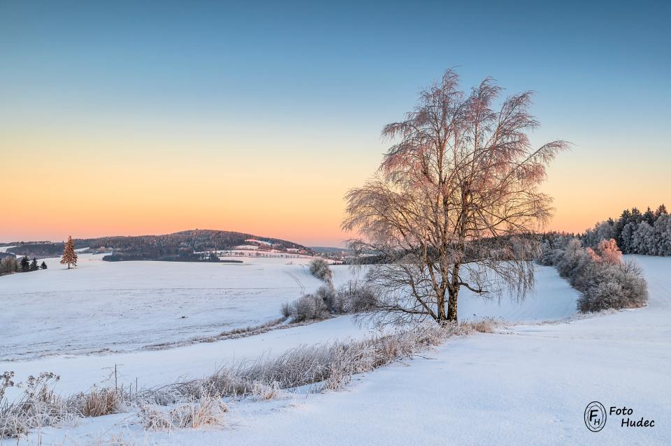 Mrazivá krajina k Buchtovu kopci
