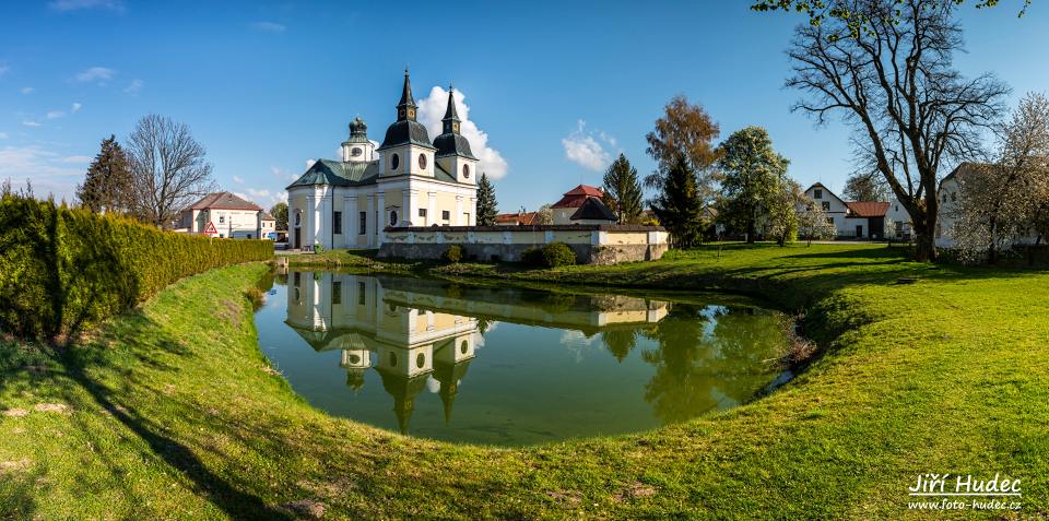 Panorama kostela sv. Václava - Zvole