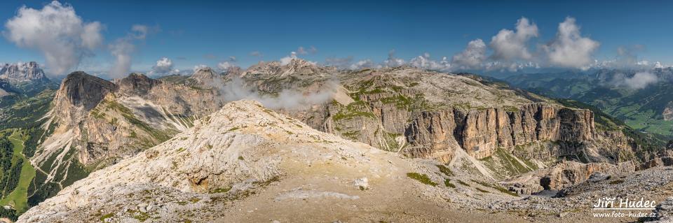 Panorama ze Sassongheru 2