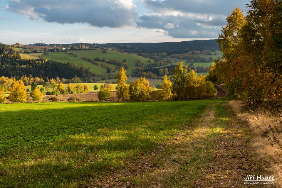 Podzimní pohled k Míchovu 2