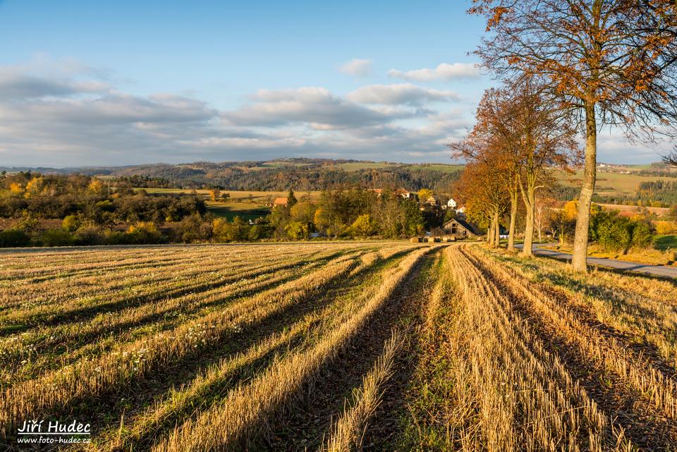 Podzimní večer nad Víckovem