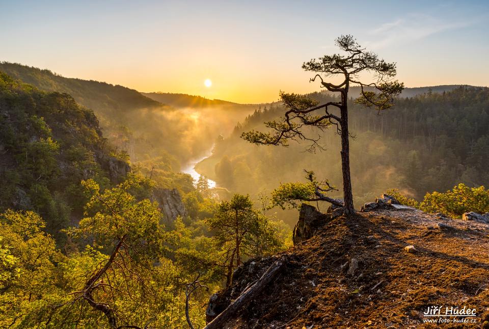 Podzimní východ slunce na Babách 2