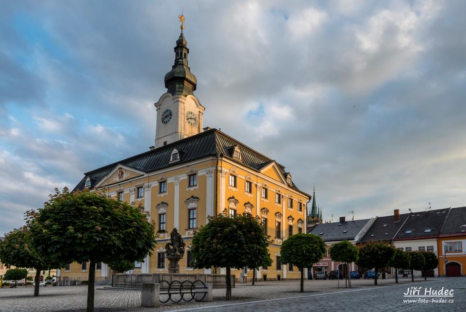 Polička - radnice na náměstí