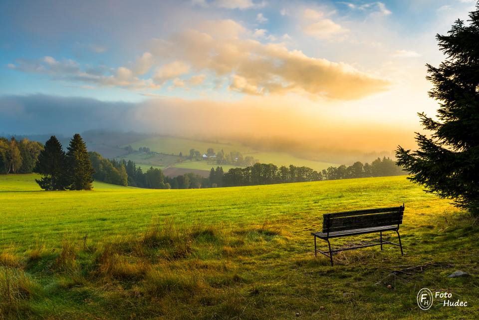 Posezení nad Světy 1