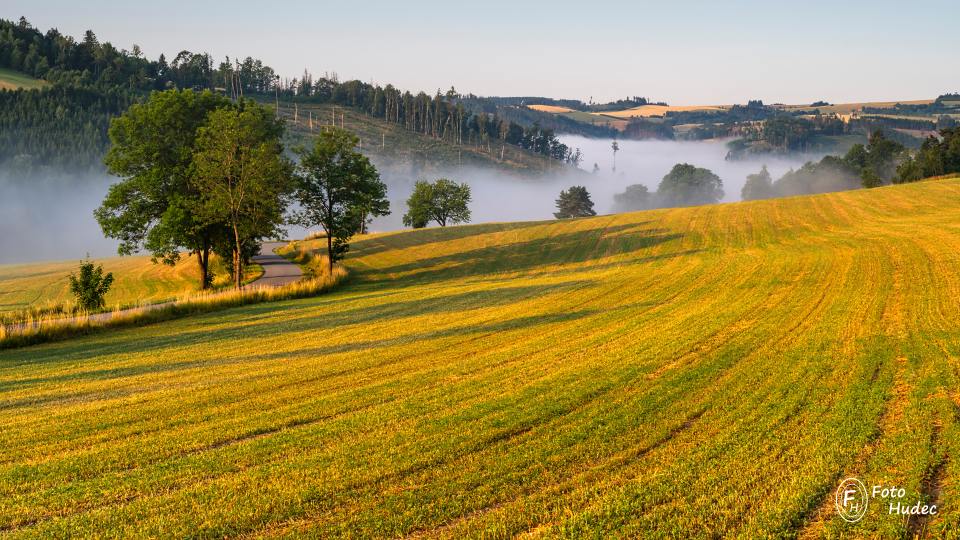 Ranní mlha nad přehradou 1