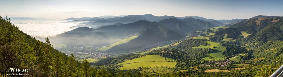 Ranní panorama ze Sidorova