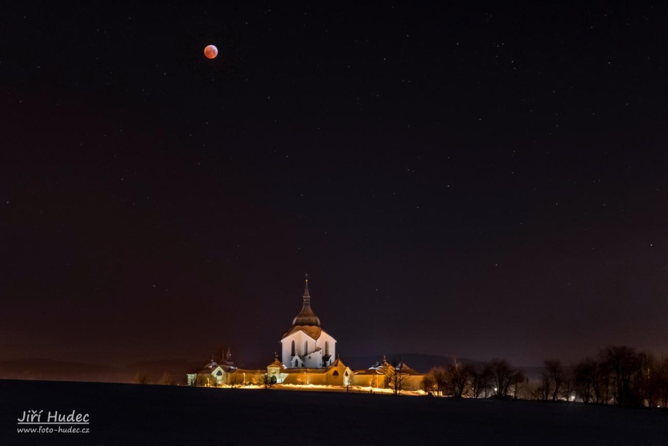 Úplné zatmění měsíce nad Zelenou horou