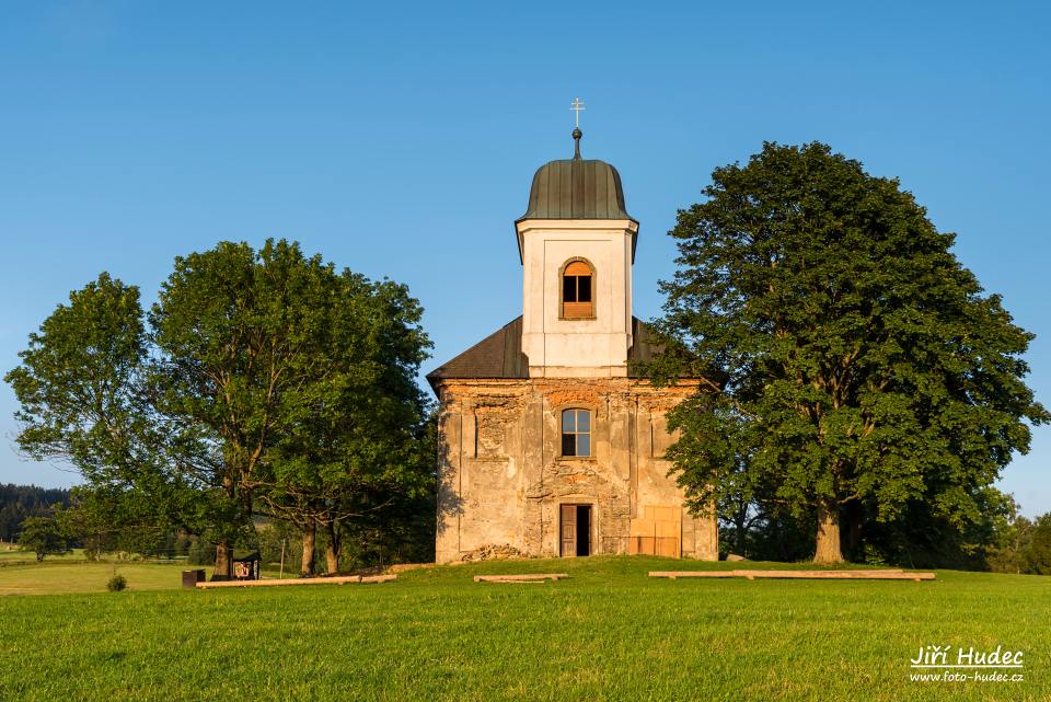 Večerní kostel sv. Matouše