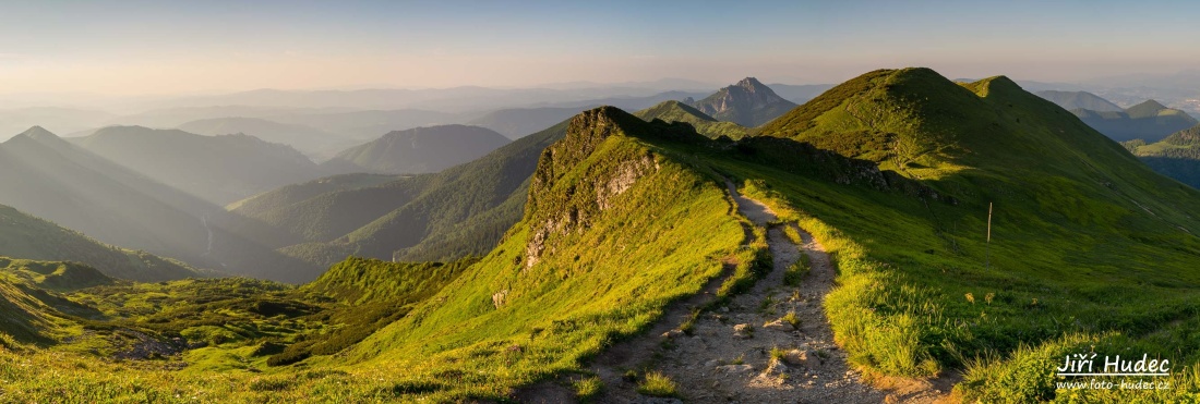 Večerní panorama Malé Fatry z Chlebu