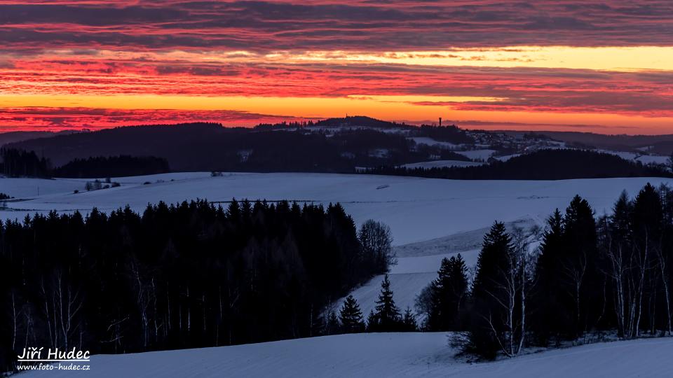 Zimní červánky nad Karasínem 2