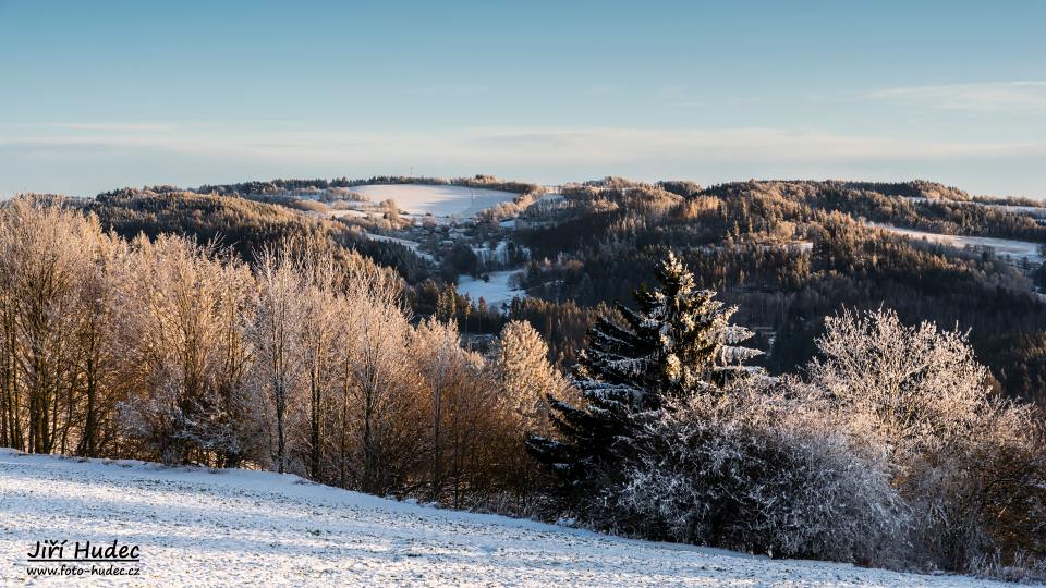 Zimní krajina nad Vírskou přehradou