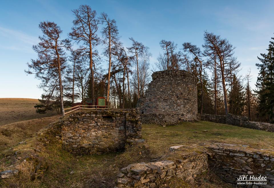 Zřícenina hradu Lísek 2