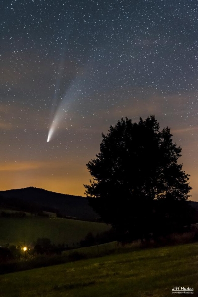 Kometa Neowise nad Prosičkou