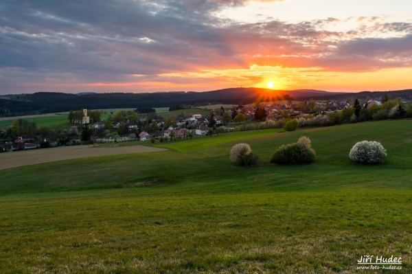 Kouzelný západ slunce nad Lískem 4