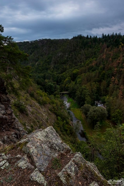 Nad údolím řeky Oslavy