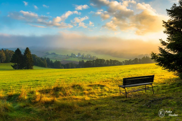 Posezení nad Světy