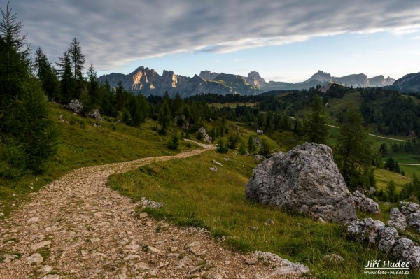 Ranní cestou v Dolomitech