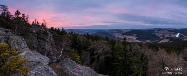 Ranní panorama z Prosičky 2