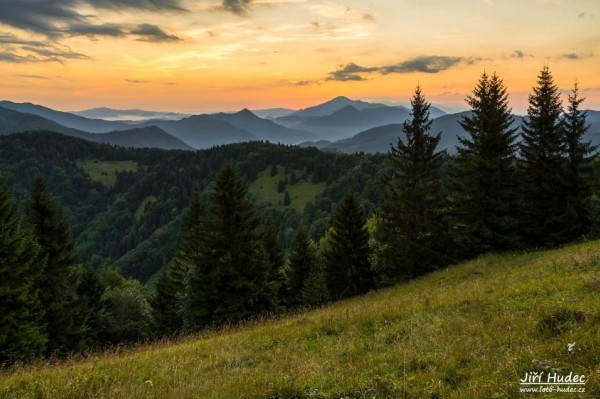 Svítání nad Velkým Chočem