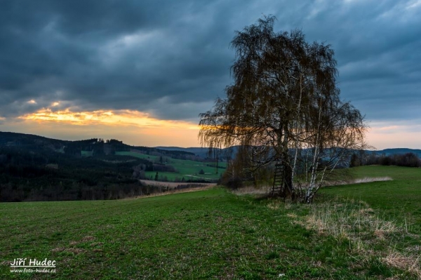 Tajemný západ slunce nad Borovnicí