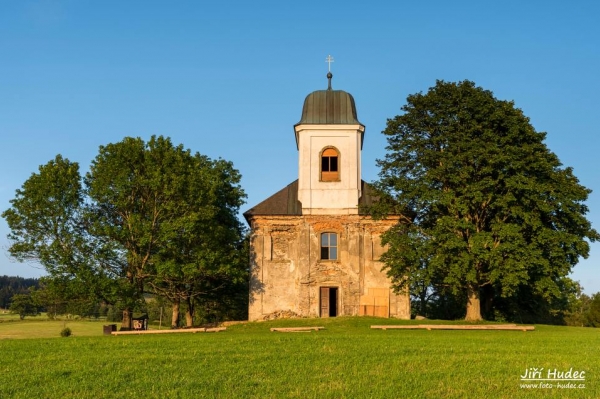 Večerní kostel sv. Matouše