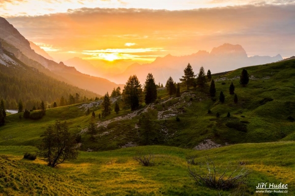 Východ slunce nad Cortina d´Ampezzo