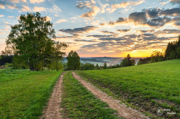 Východ slunce nad údolím Bílého potoka 1