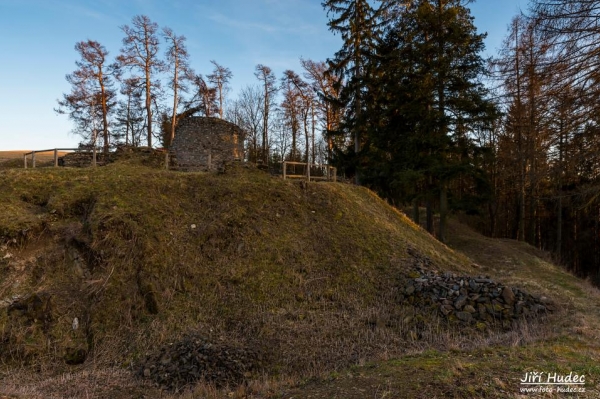 Zřícenina hradu Lísek 4